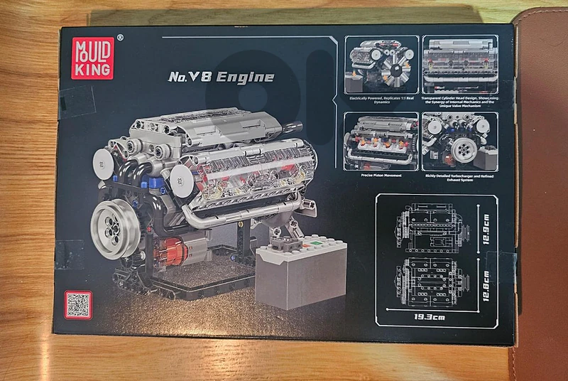 V8 engine brick model  by Mould King