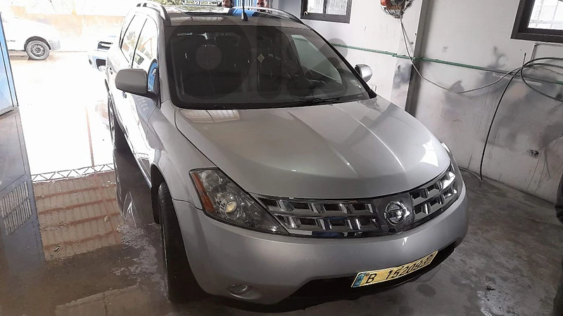 نيسان أخرى 2004 2004