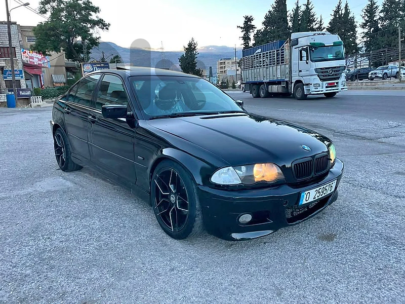 BMW 325 2002