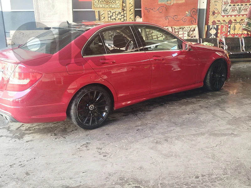 Mercedes-Benz C-Class 2012
