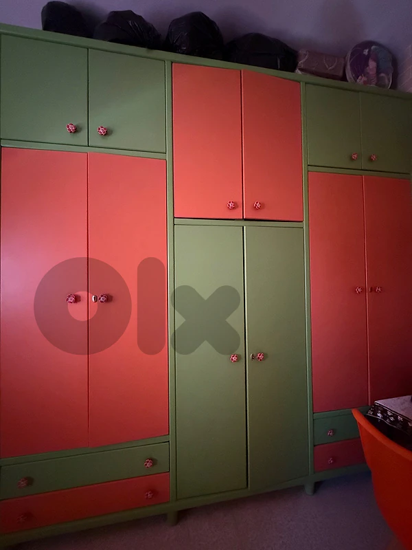 غرفة نوم شبابية/أطفال 4 درف Set (4 Doors) - Good Condition