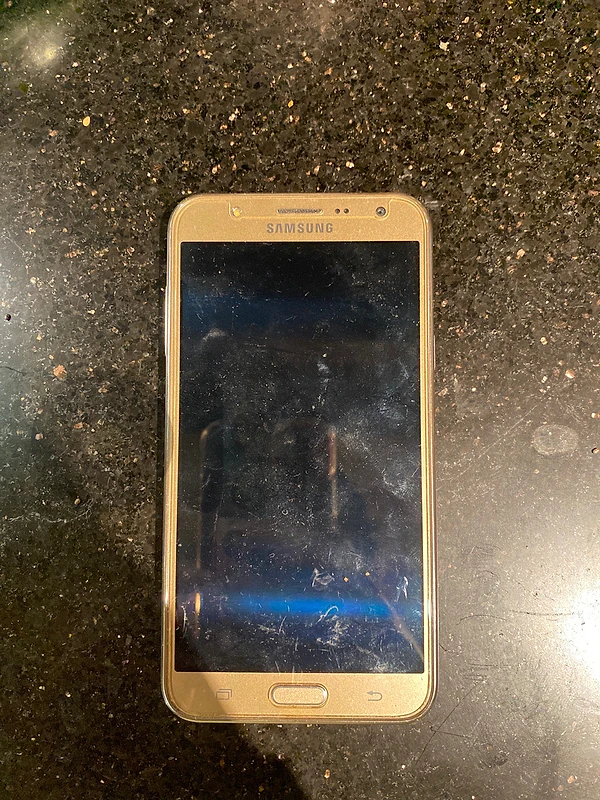 Samsung galaxy J7