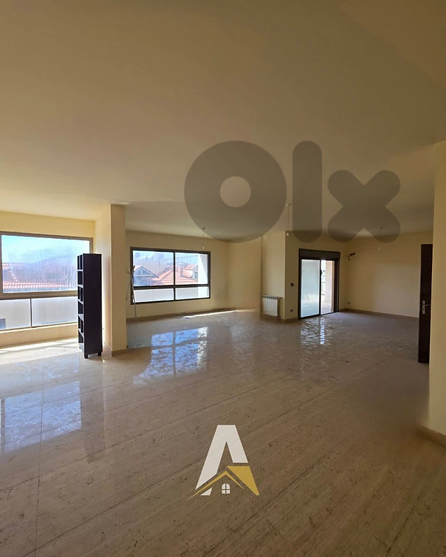 225 SQM Apartment In Rabweh