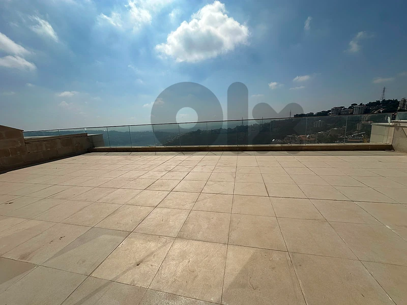 Prime location | 500 sqm Penthouse with 100 sqm Terrace Monteverde