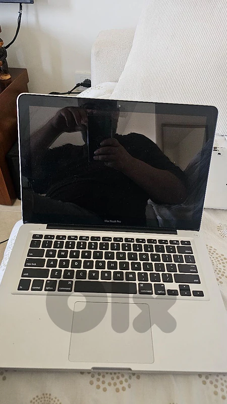 macbook md101 mid 2012 بدون بورد او هارد يصلح لقطغ التصليح والفرط
