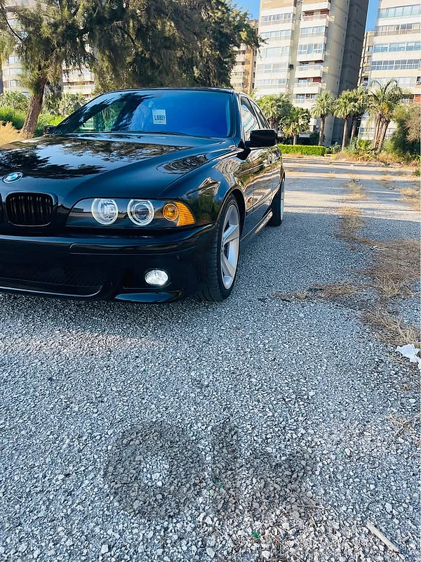 BMW E39 525 2003