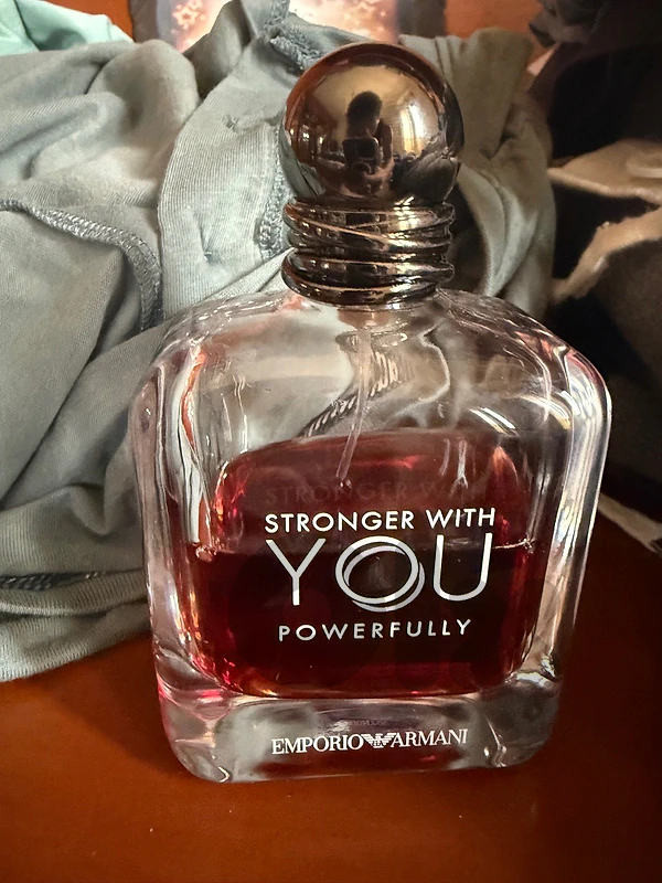 Stronger with you Powerfully perfume