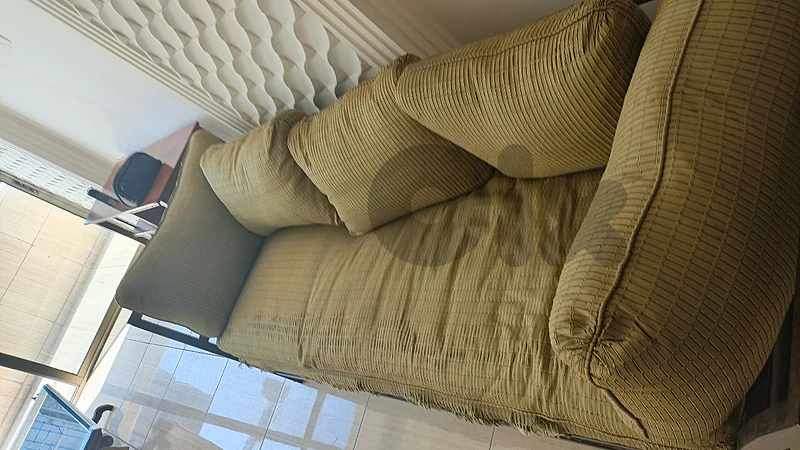 heavy frame couch