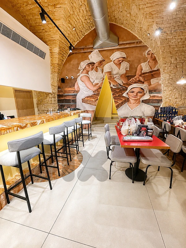 restaurants for rent Gemmayze  محل للايجار الجميزة مار مخايل الاشرفية
