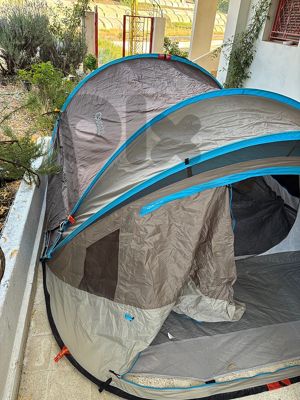 Quecha tent خيمة بتفتح لوحدا