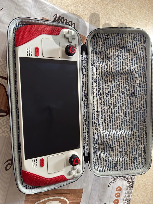 Steam Deck OLED White Limited Edition 1TB + Accessories