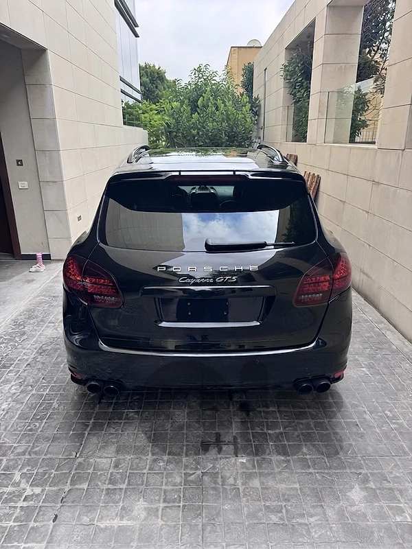 Porsche Cayenne GTS (with warranty)
