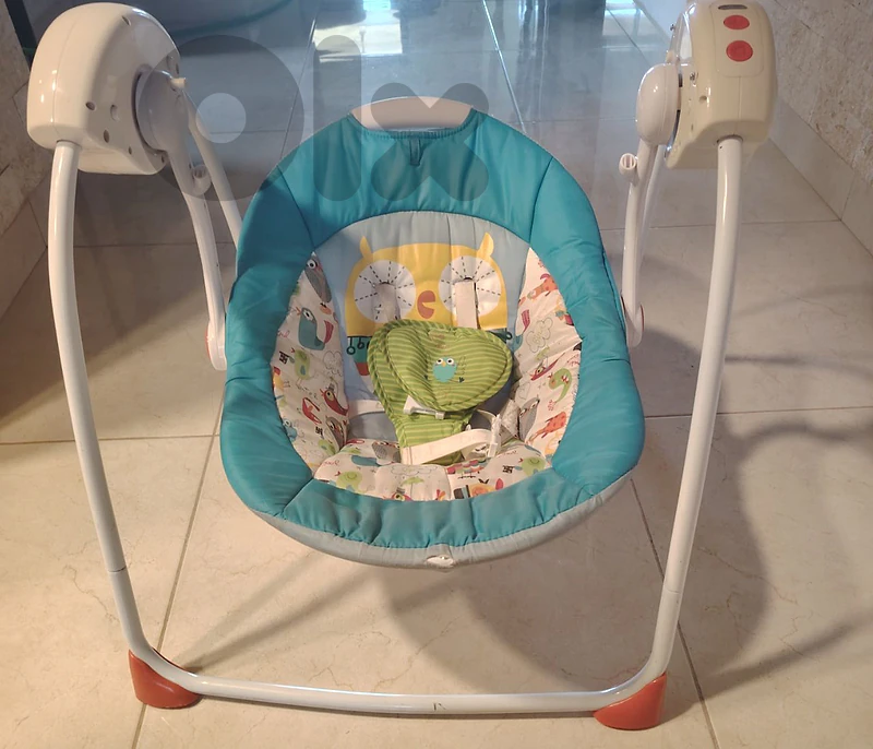 Baby swing