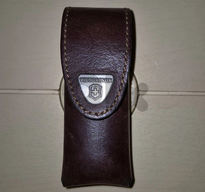 Authentic Victorinox Heavy-duty Sports Huntsman Swiss Army Knife