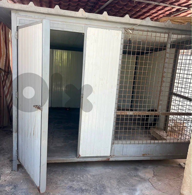 Heavy-Duty Insulated Dog Kennel for Sale
