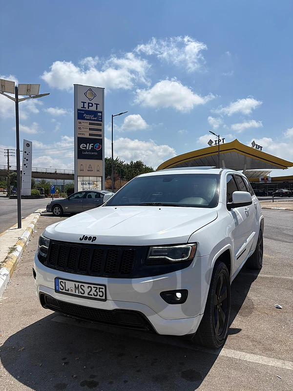 Jeep Cherokee 2015 ranj ndef altitude 4 wheel fat7a akeed lal jaden bs