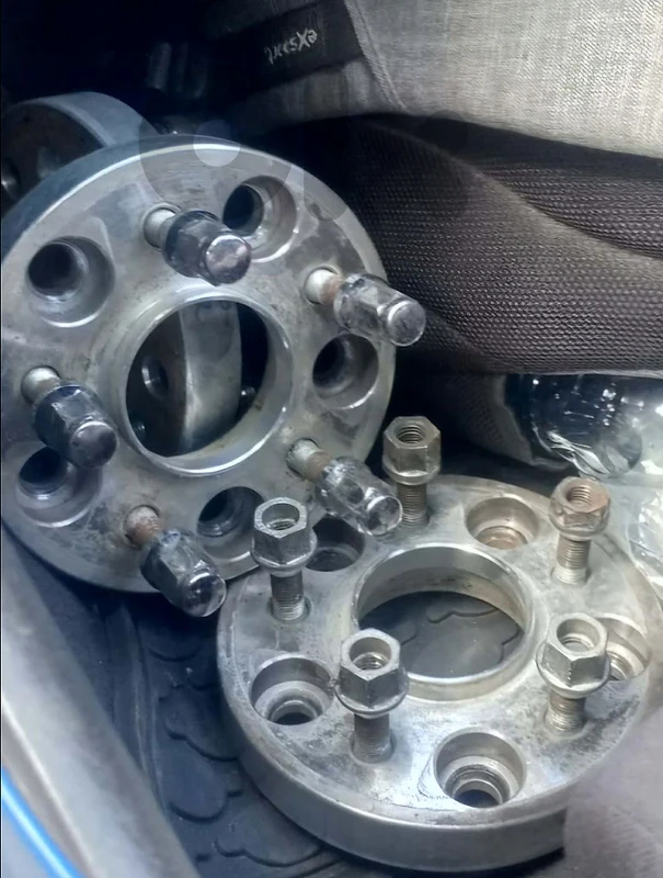adapters ( spacers).