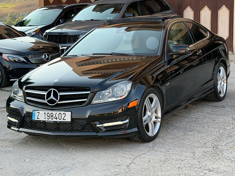 C250 coupe 2012 panoramic  super clean