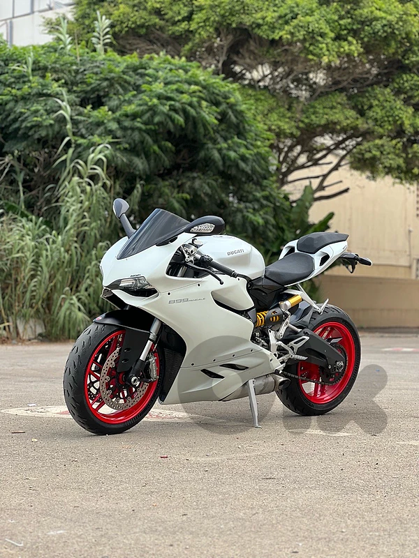 Panigale 899