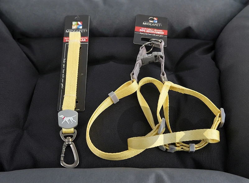 Set Leash+Harness Silk and satin  VT-112+ VT-114 Color LIGHT YELLOW