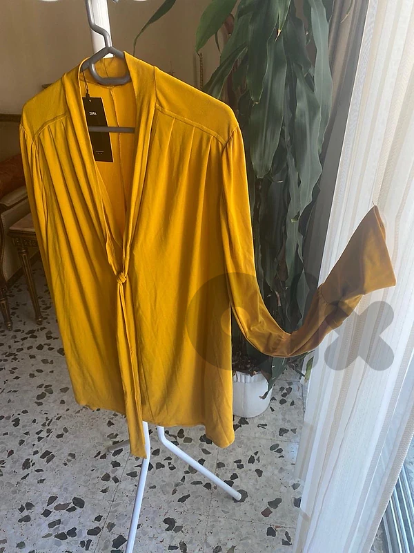 brand new Zara shirt