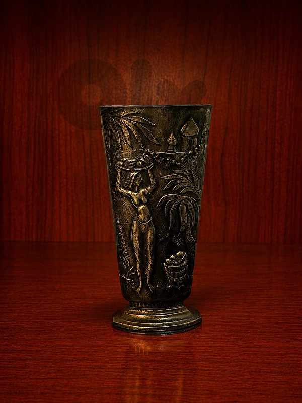 Stamped Swedish bronze vase produced by Stjärn Metall 1920s 1940s.