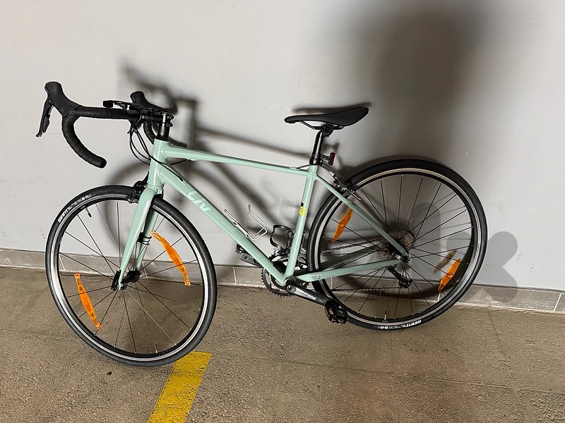 2022 Liv Avail 2 Road Bike size small