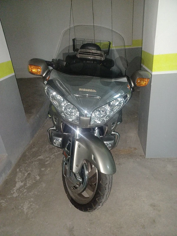 Honda Goldwing GL1800 in Excellent Condition!