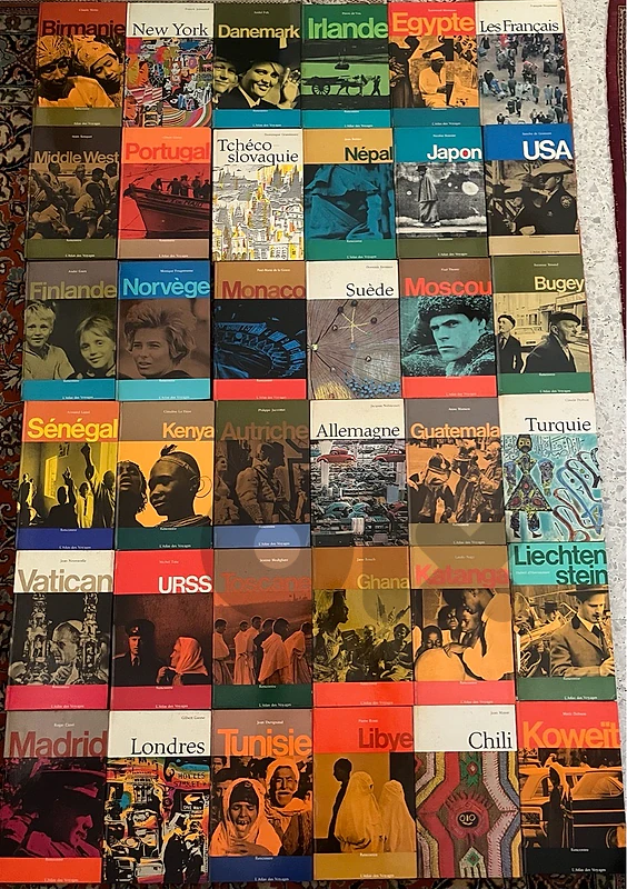 Collection rare de 36 livres « L'Atlas des Voyages »
