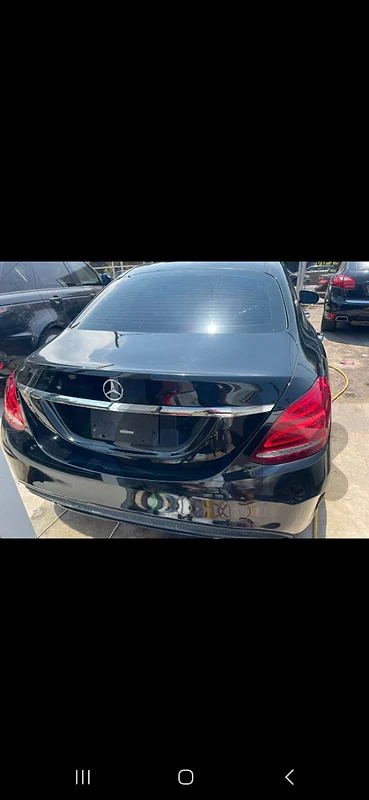 Mercedes-Benz c 300 amg