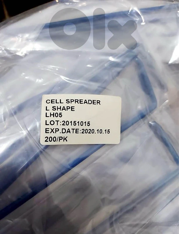 TEST TUBES & L-SHAPED CELL SPREADERS