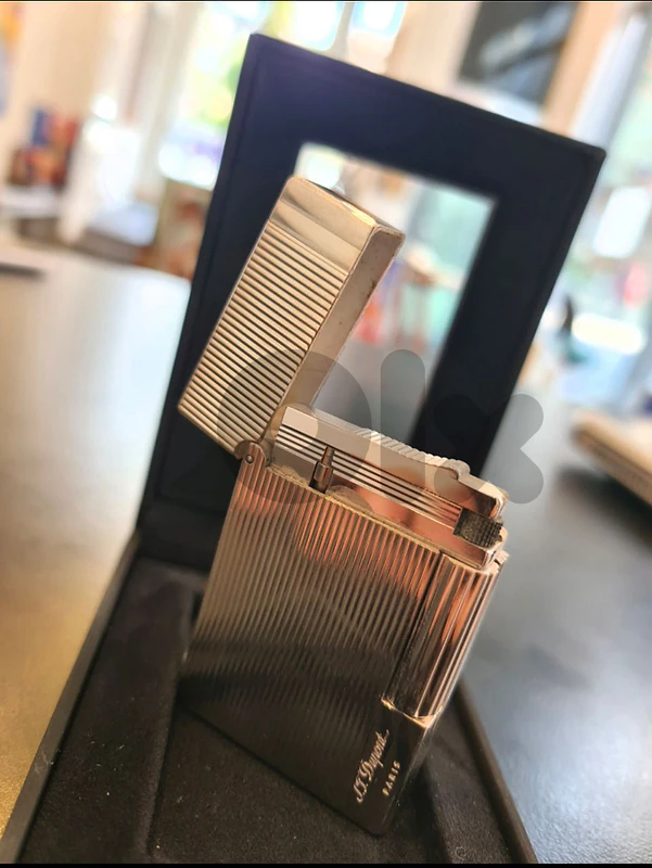 st dupont lighter