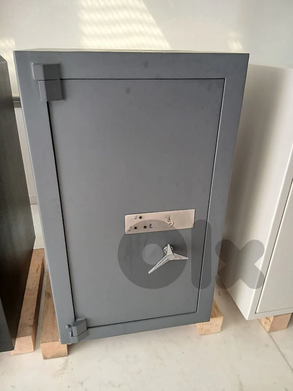 High grade Fichet-Bauche safe for sale