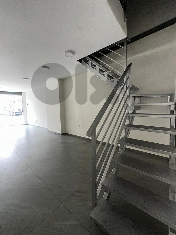 Shop for rent in Jdeideh, with Mezanine 80 sqm