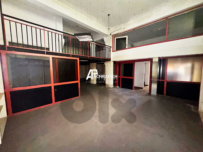 2 Floors Shop For Rent in Achrafieh