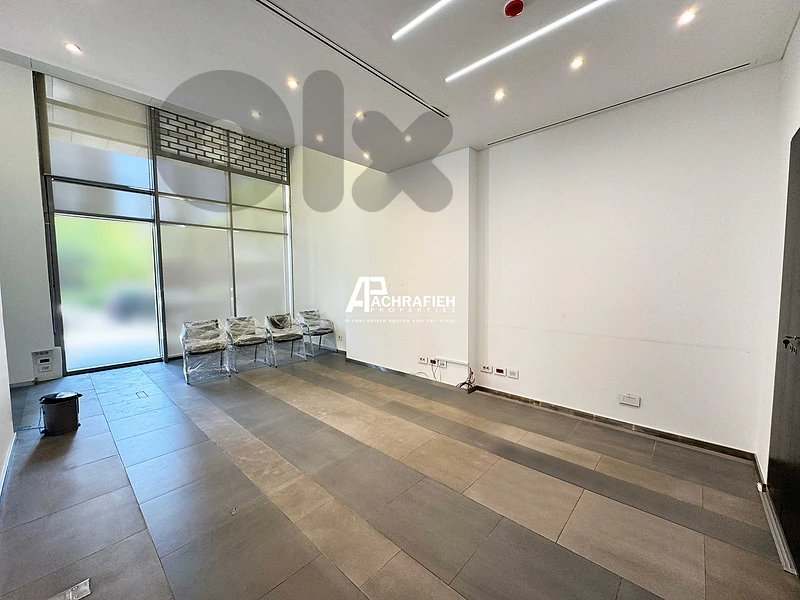 2 Floors Shop For Rent in Downtown