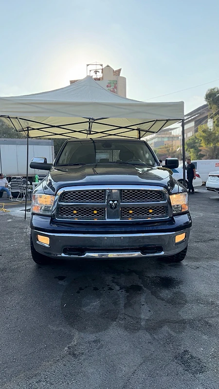 Dodge Ram 2012 v8