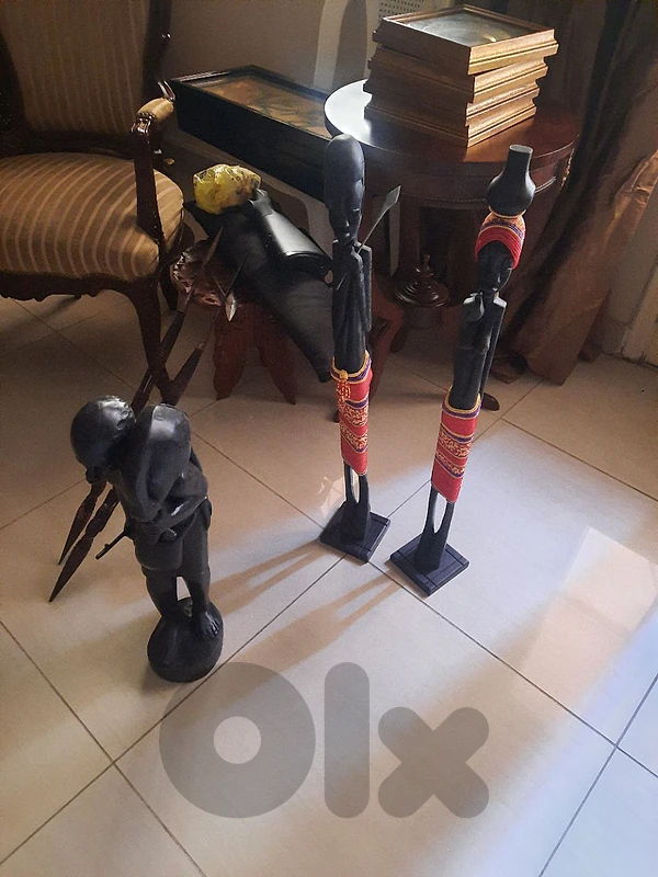 ebonie solid wood statues