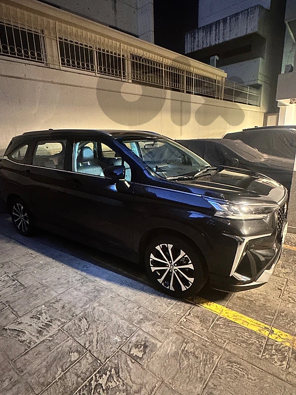 Car For Sale — Toyota Veloz 2024