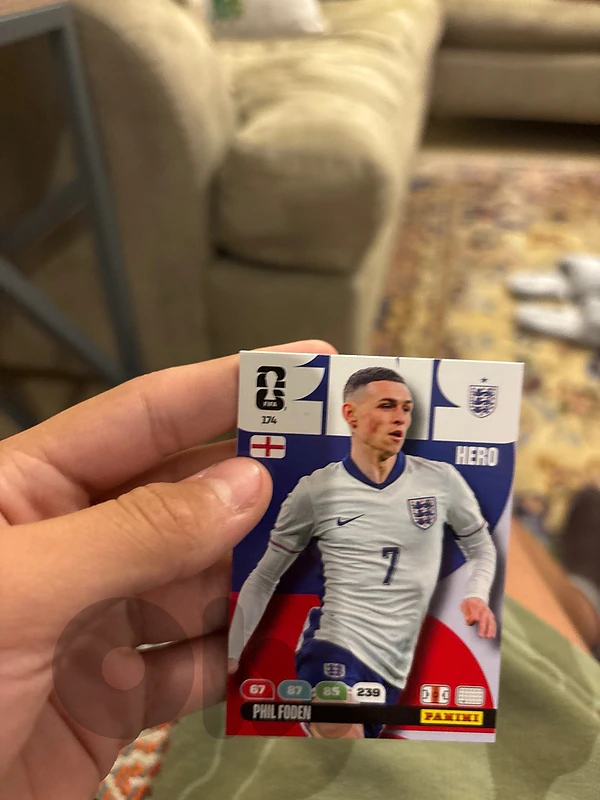 Panini Adrenalyn XL – Phil Foden Hero Card #174 (England)