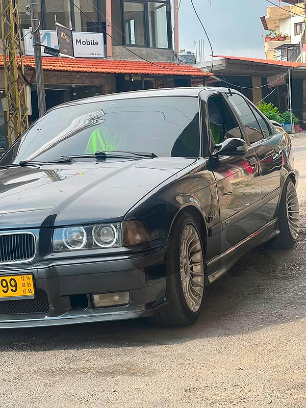 BMW  320 1993