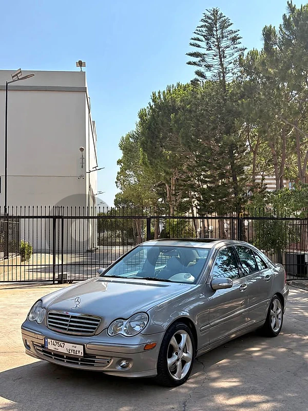 Mercedes C230 kompressor  2005