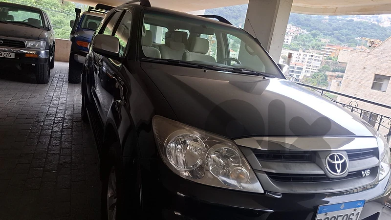 Toyota Fortuner 2006 super clean