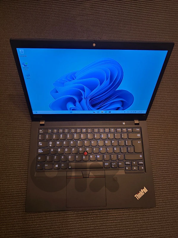 LENOVO THINKPAD T14 CORE I5 GENERATION 10/ 16G RAM/ 14 INCH TOUCH