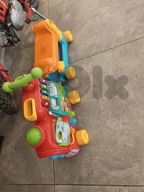 vtech train sit to stand alphabet train