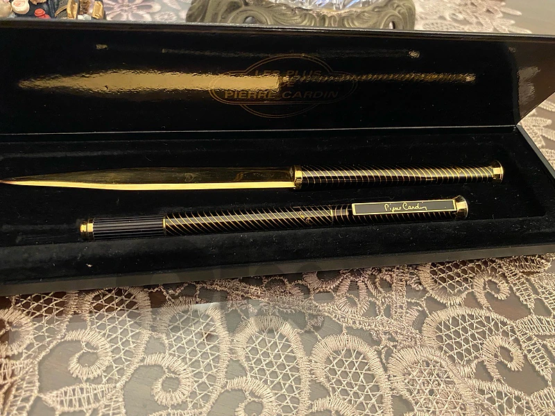 Vintage Pierre cardin pen
