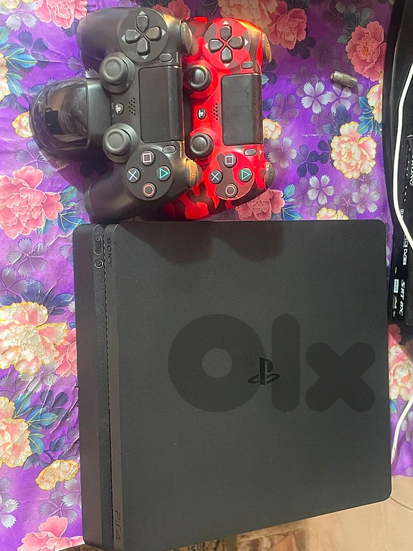 ps4 slim kitir ndifeh