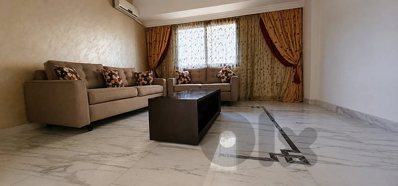 Apartment for Sale in Ramlet Al Baydahشقة للبيع في الرملة البيضاء