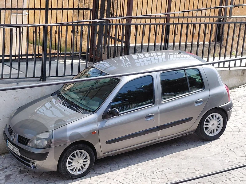 Renault Clio 2003