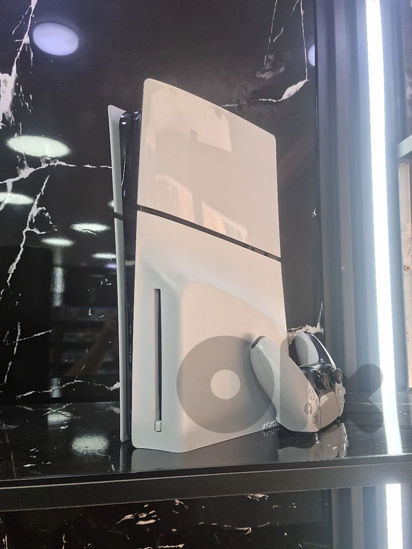 ps5 slim 1tb europe used like new